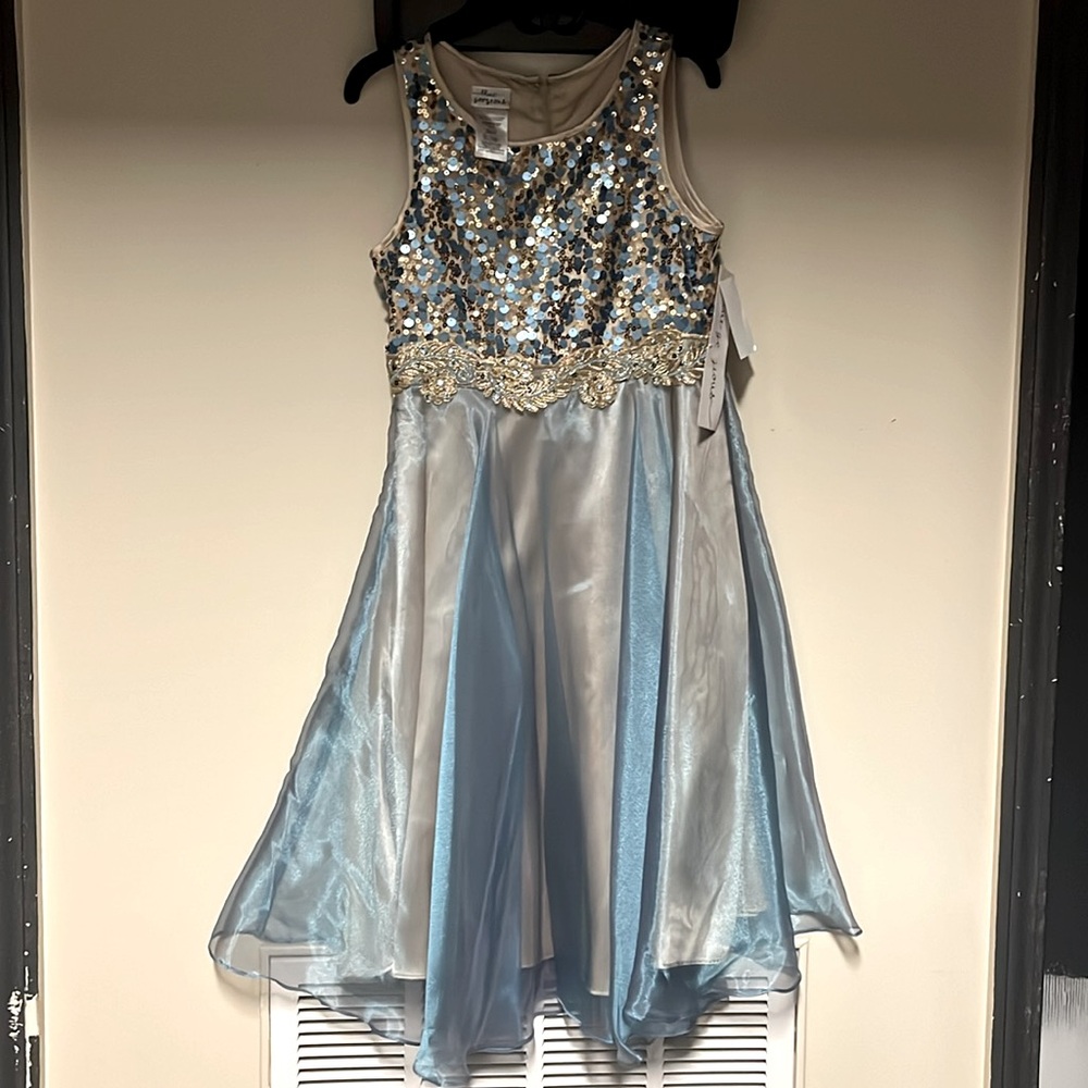 NWT girls formal gown